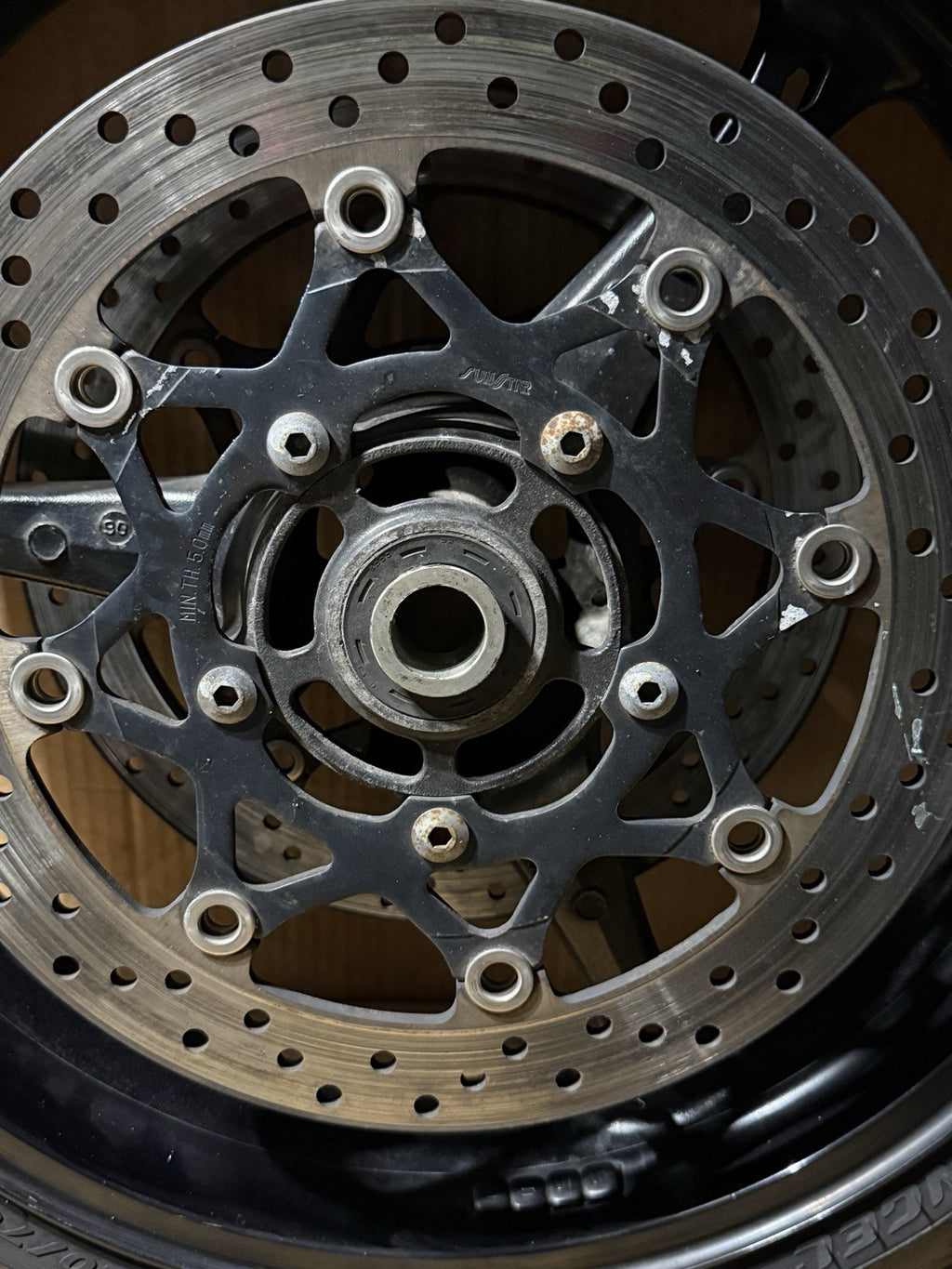 06-07 SUZUKI GSXR 600 750 WHEELS FRONT REAR RIM ROTORS SPROCKET HUB BLACK11