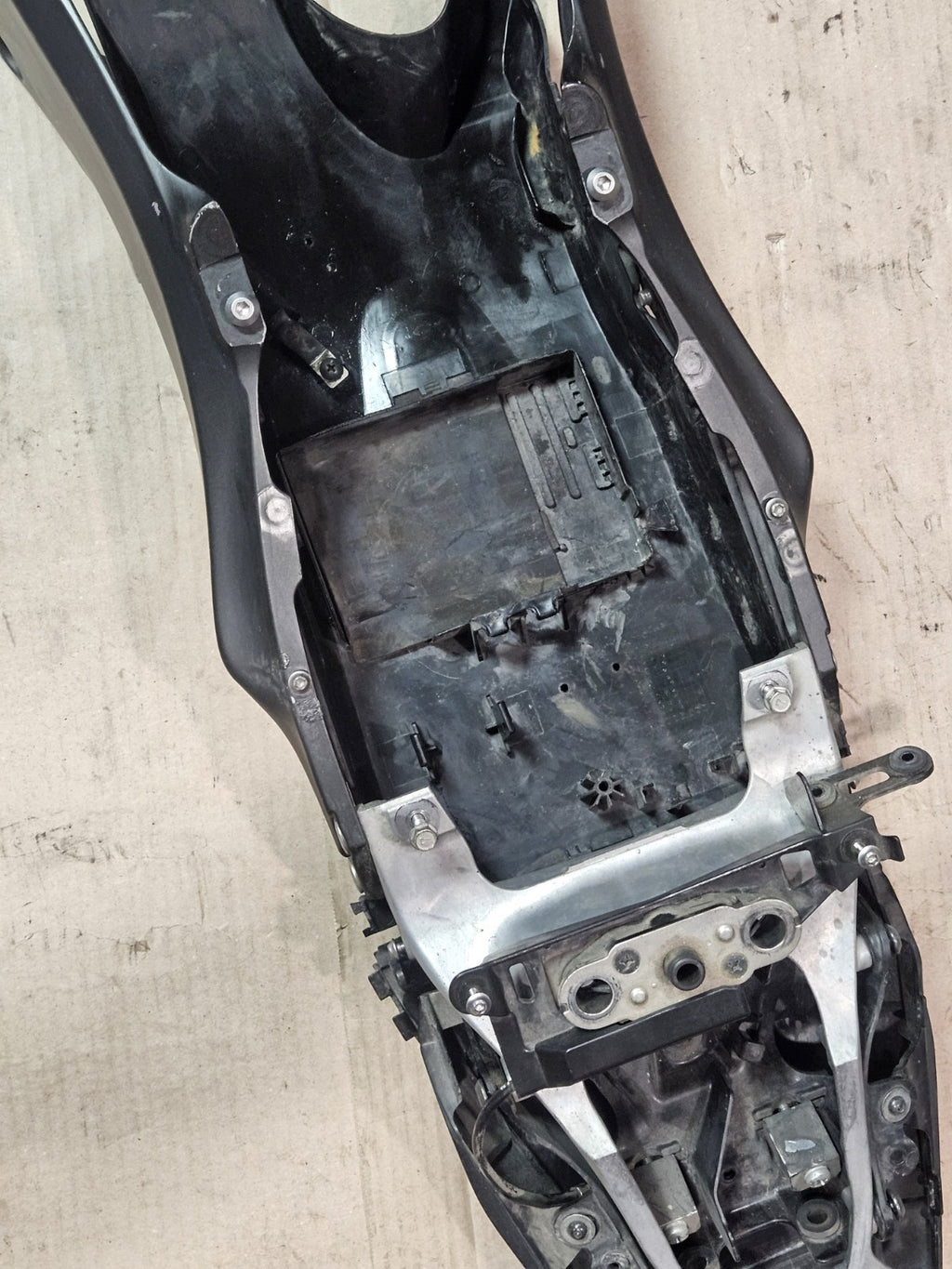 2011-2015 Kawasaki Ninja ZX10R OEM Rear Subframe Straight