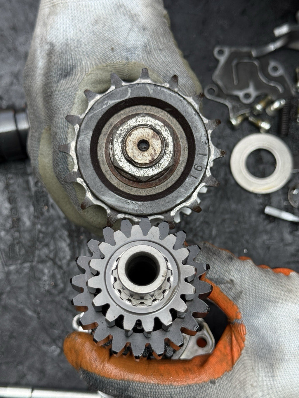 08-16 Yamaha YZF R6 OEM Engine Motor Transmission Tranny Gears Dogs Shaft R618