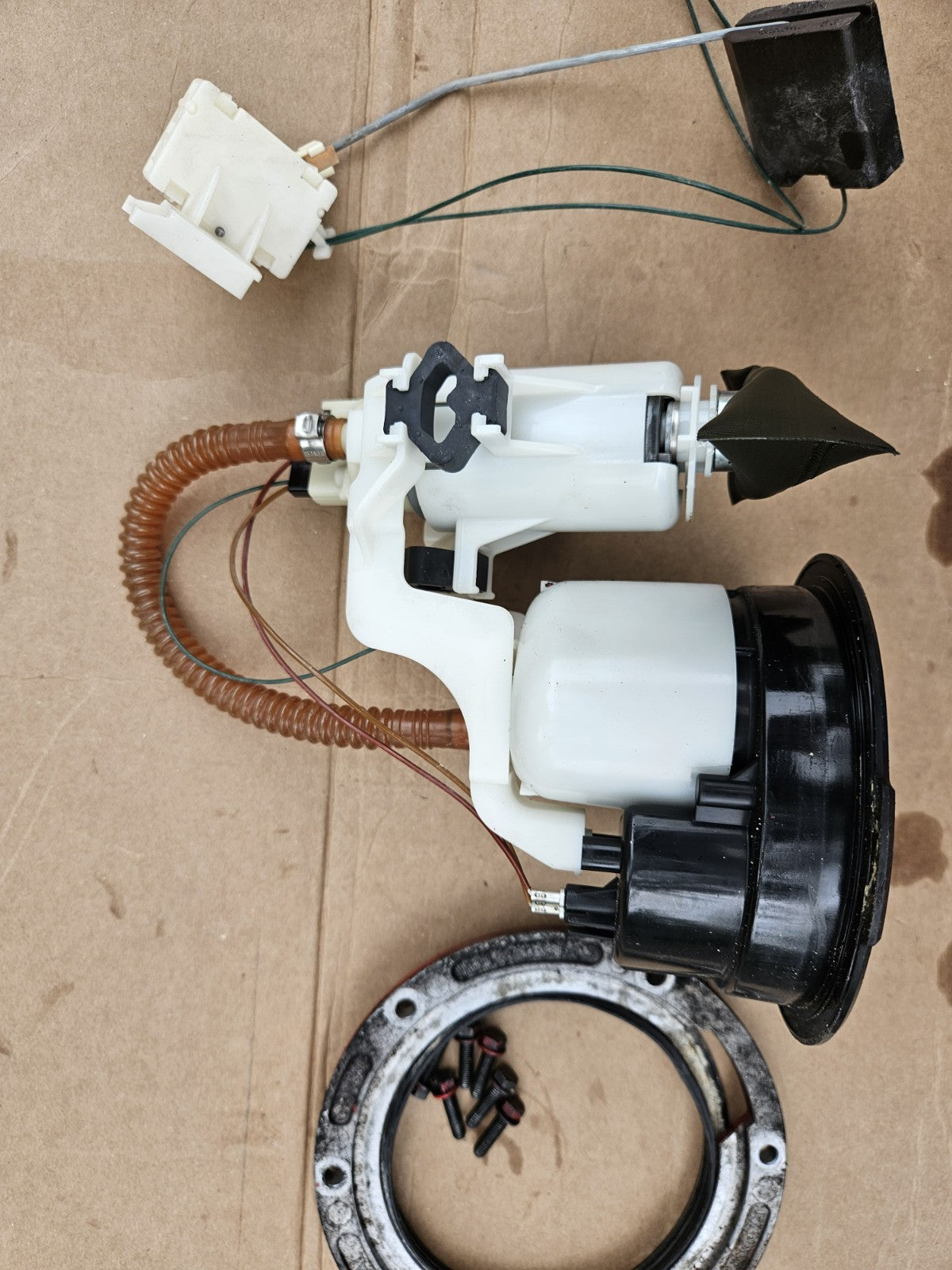 2010-2014 BMW S1000RR K46 OEM Genuine Complete Fuel Pump Sending Unit Gas Petrol2