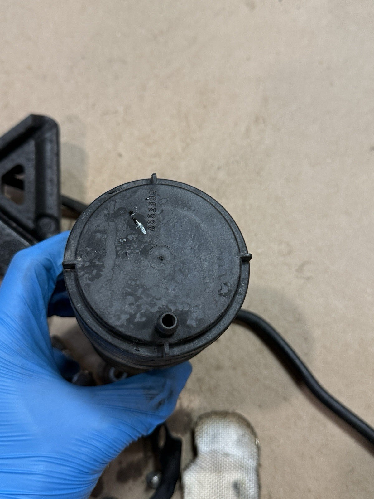 2010-2014 BMW S1000RR OEM EVAP VAPOR CHARCOAL EMISSION CANISTER