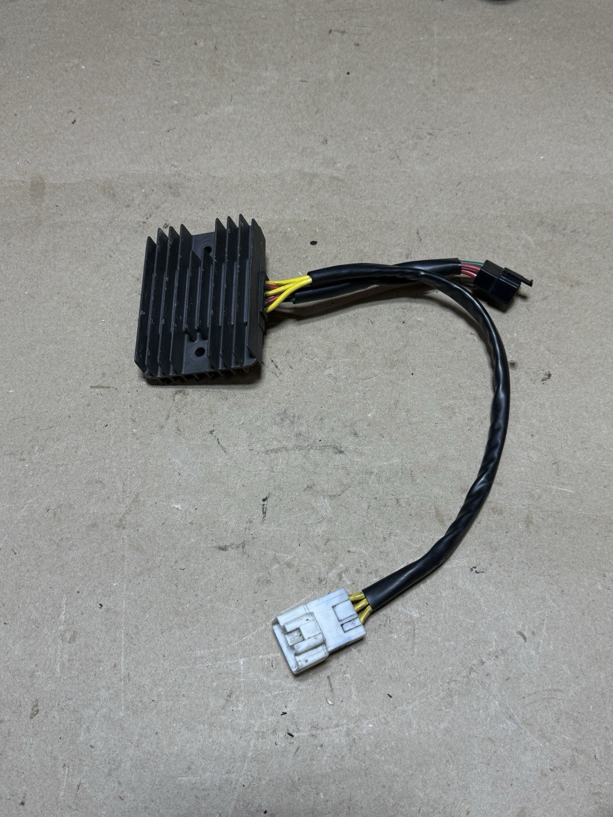 15-19 Aprilia RSV4 OEM Rectifier Voltage Regulator Charging Unit