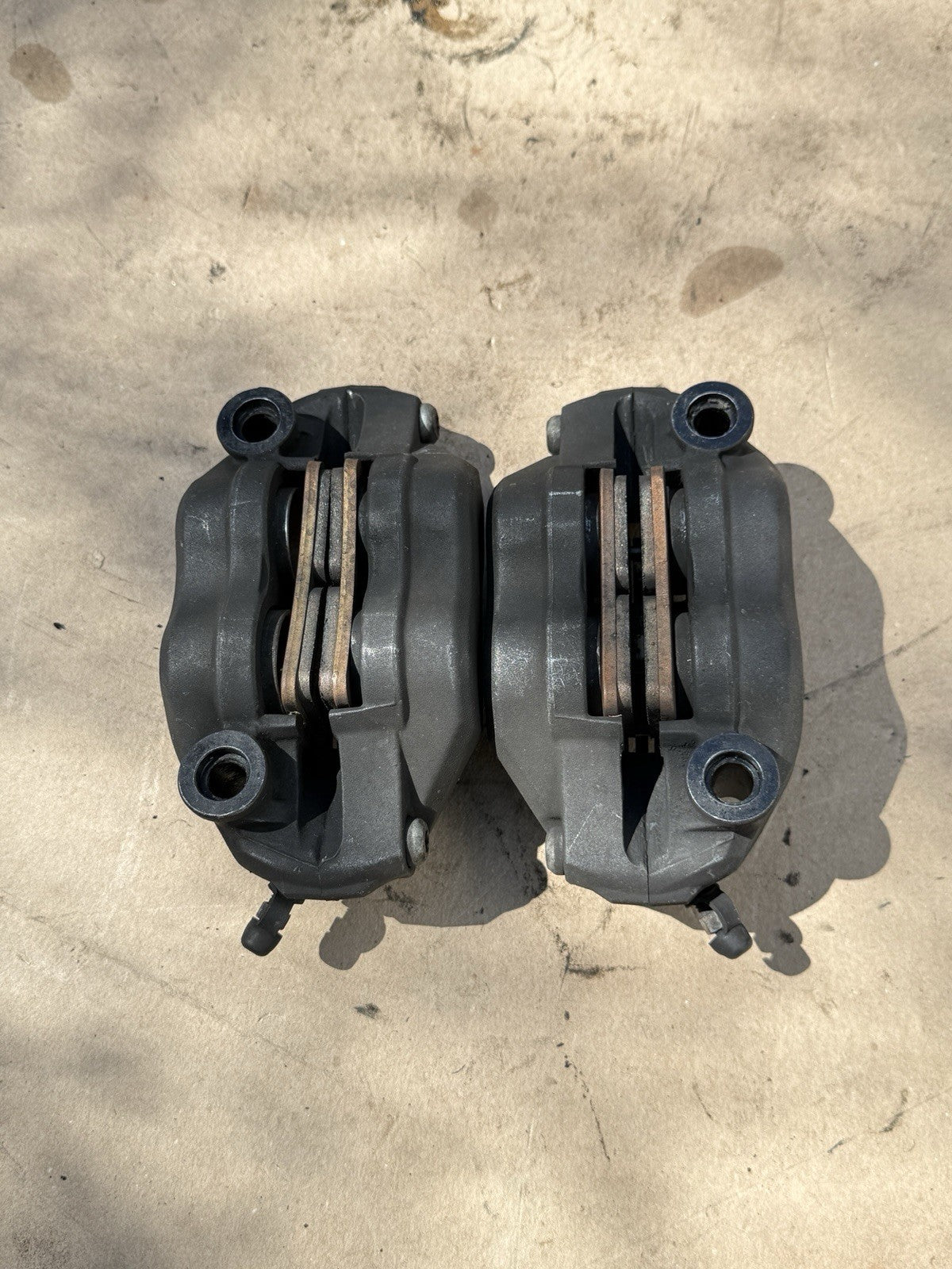 2006-2007 Honda CBR600RR OEM Front Brake Caliper Set Left Right Pair