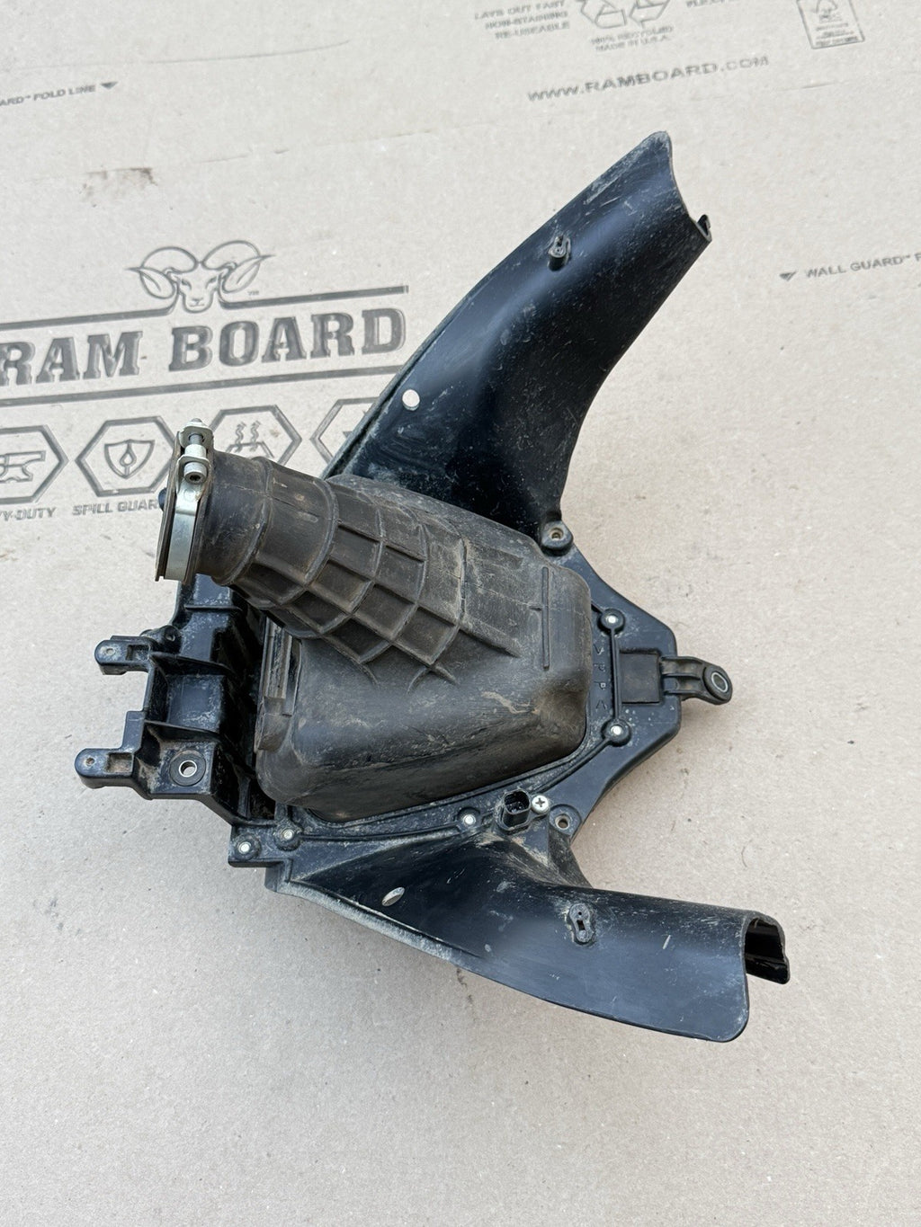 18-22 2021 Yamaha YZ450F OEM Airbox Air Filter Box Assembly Intake System