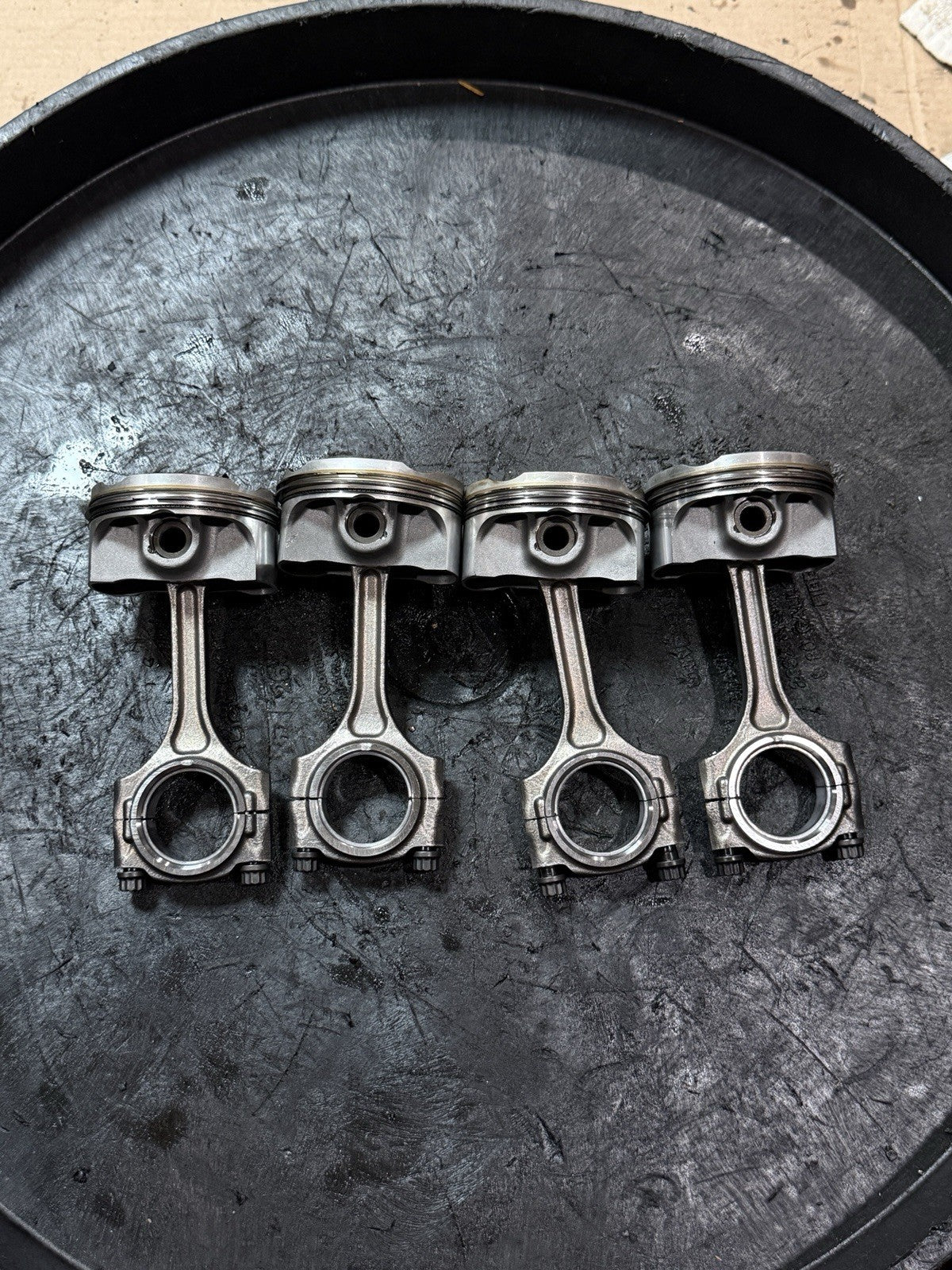 2015 2016 APRILIA RSV4 ENGINE PISTONS MOTOR CONNECTING RODS Piston rings3