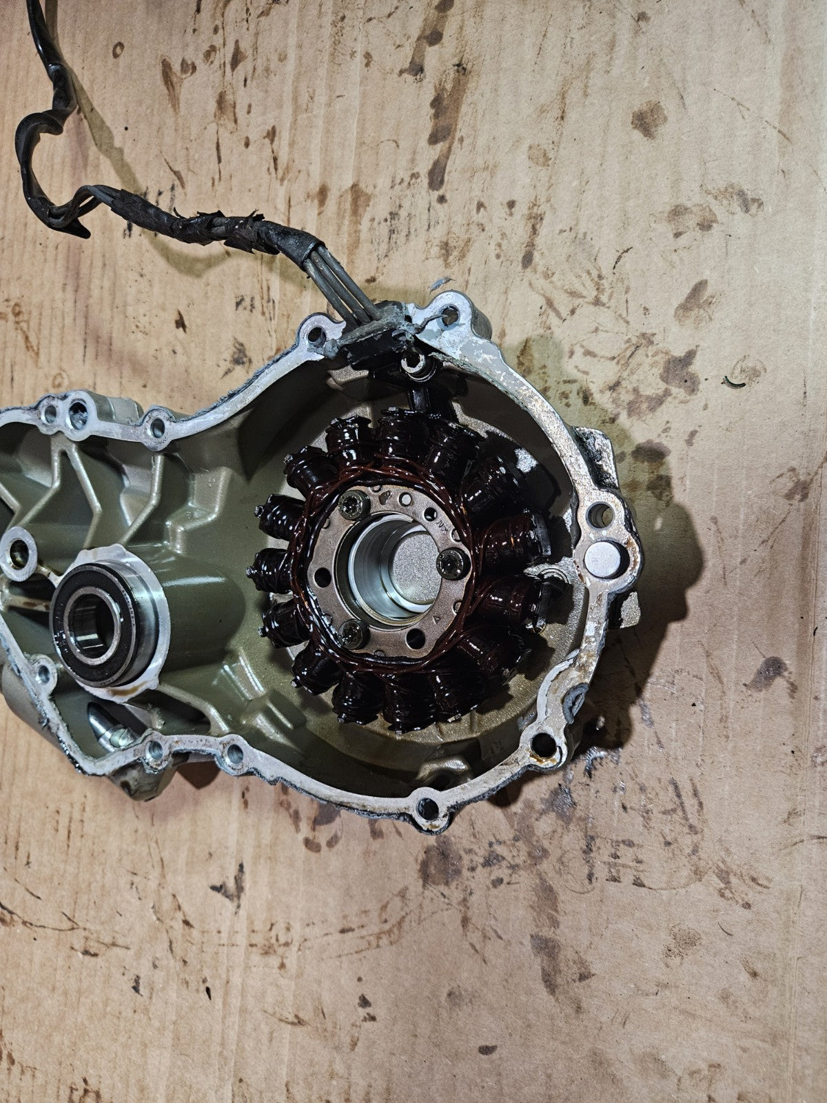 09-19 2014 BMW S1000RR OEM Engine Stator Generator Magneto Cover Left Case Cover