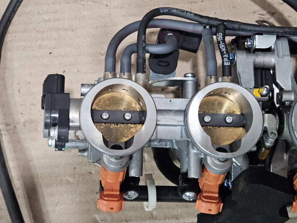 2013-2018 Kawasaki Ninja ZX6R 636 OEM Throttle Bodies Injectors 2017