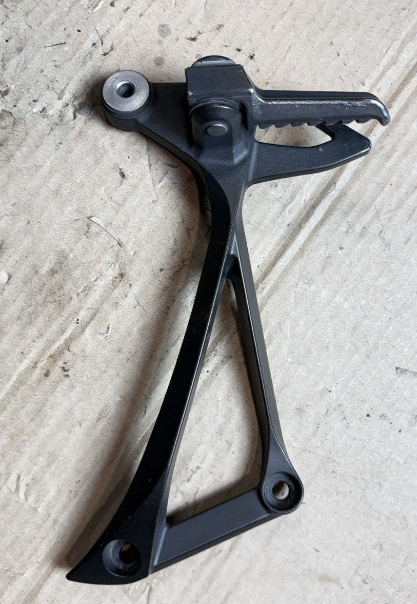 2011-2015 Kawasaki Ninja ZX10R OEM Left Rear Passenger Foot Peg 2014
