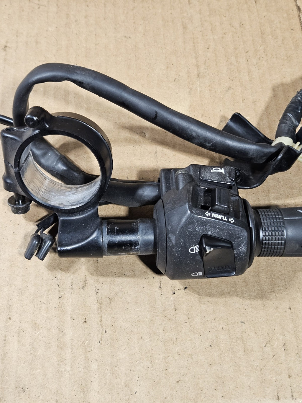 2005-2007 Honda CBR1000RR OEM Left Clip-On Handlebar Switch Grip 53150-MEL-D0013