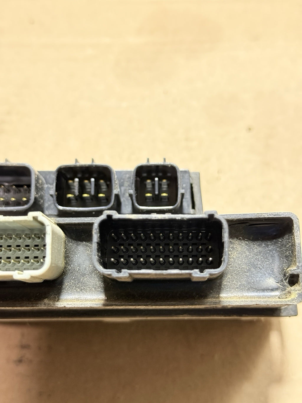 2015 13-18 Kawasaki Ninja ZX6R 636 OEM CDI ECU Ecm Fuse Box Computer K243 Stator