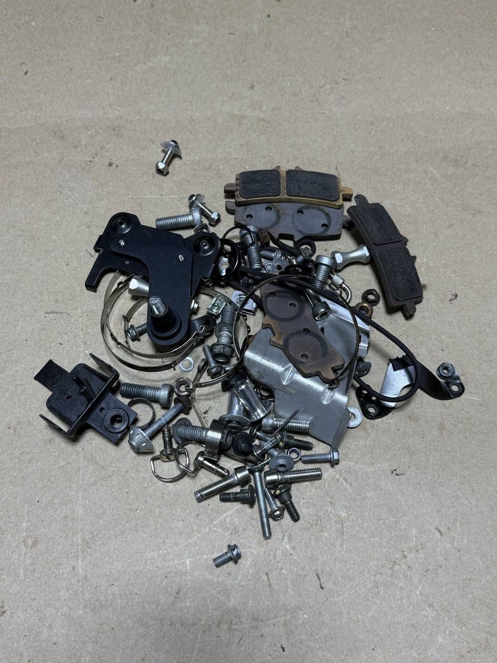2015-2018 Aprilia RSV4 1000 RR RF Tuono OEM Engine Bolts Hardware Brackets Lot