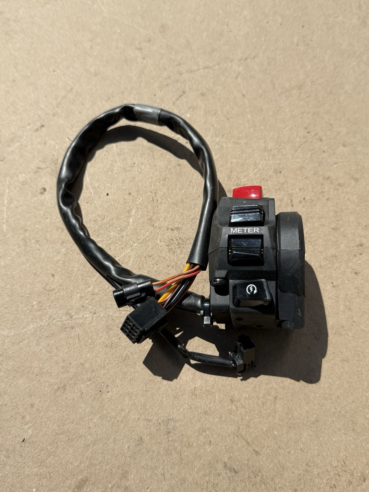 12-16 Suzuki GSXR1000 OEM Right Handlebar Switch Start Stop Kill Switch