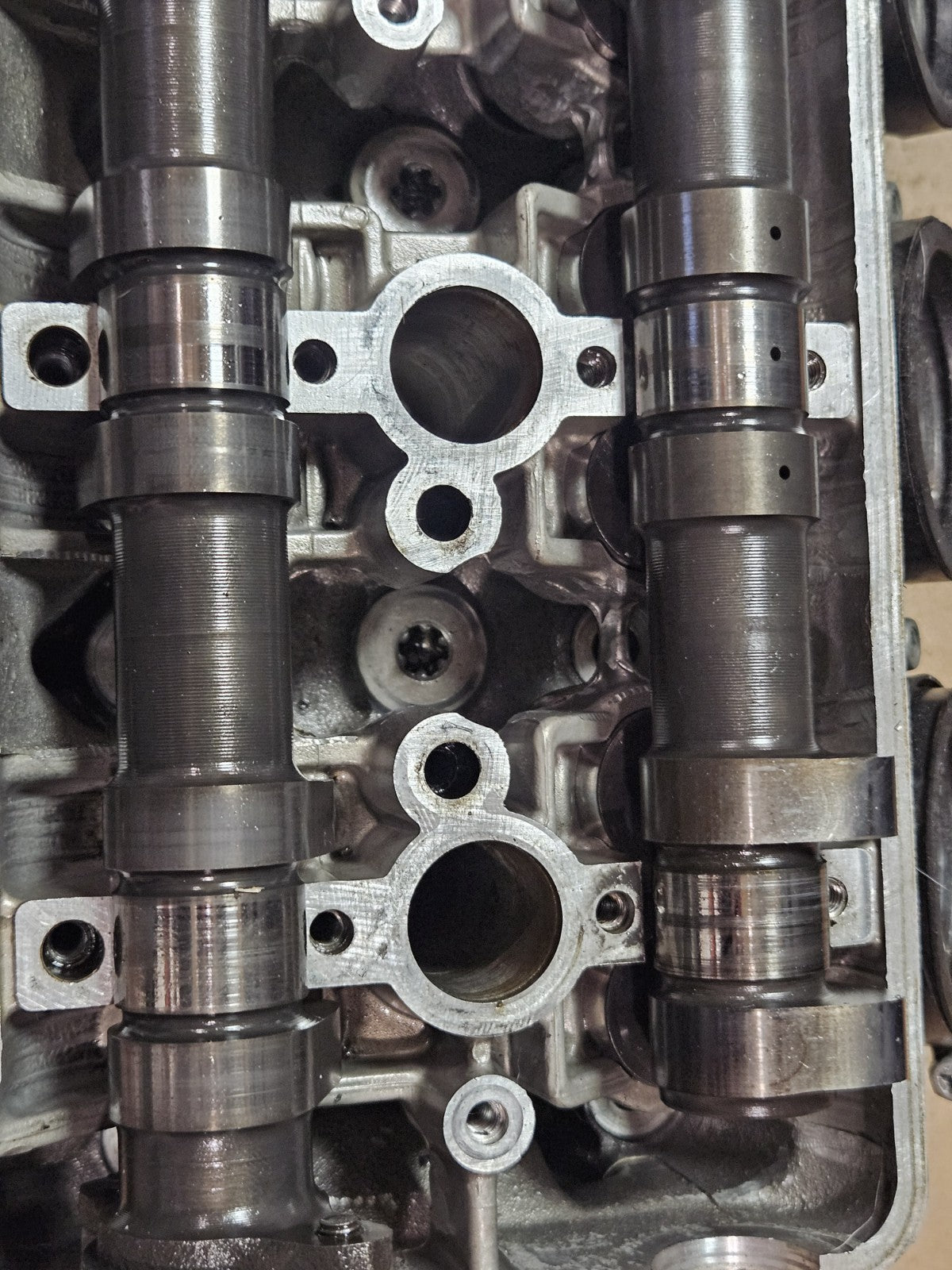 06-07 2006 Honda CBR1000RR CBR 1000RR OEM Cylinder Head 12010-MEL-D20 PARTS