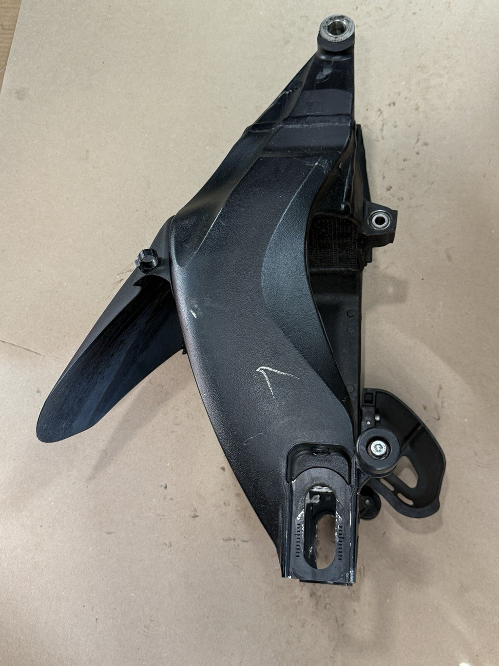 09-16 Suzuki GSXR1000 OEM Rear Swingarm Swing Arm Back Suspension Assembly