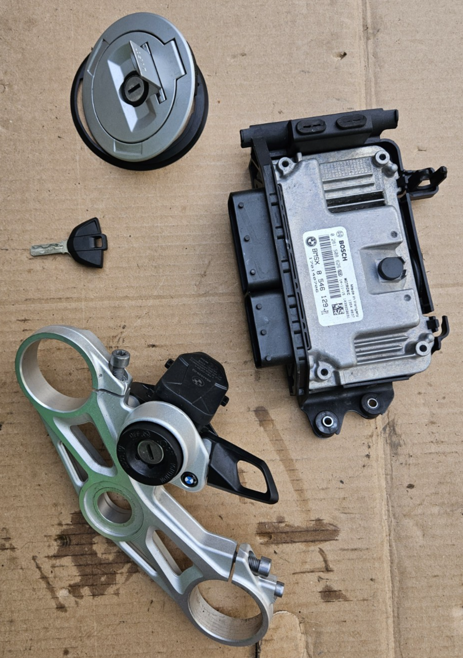 15-19 2015 BMW S1000RR OEM Ignition Lock Key Set Gas Cap Seat Lock ECU Kit