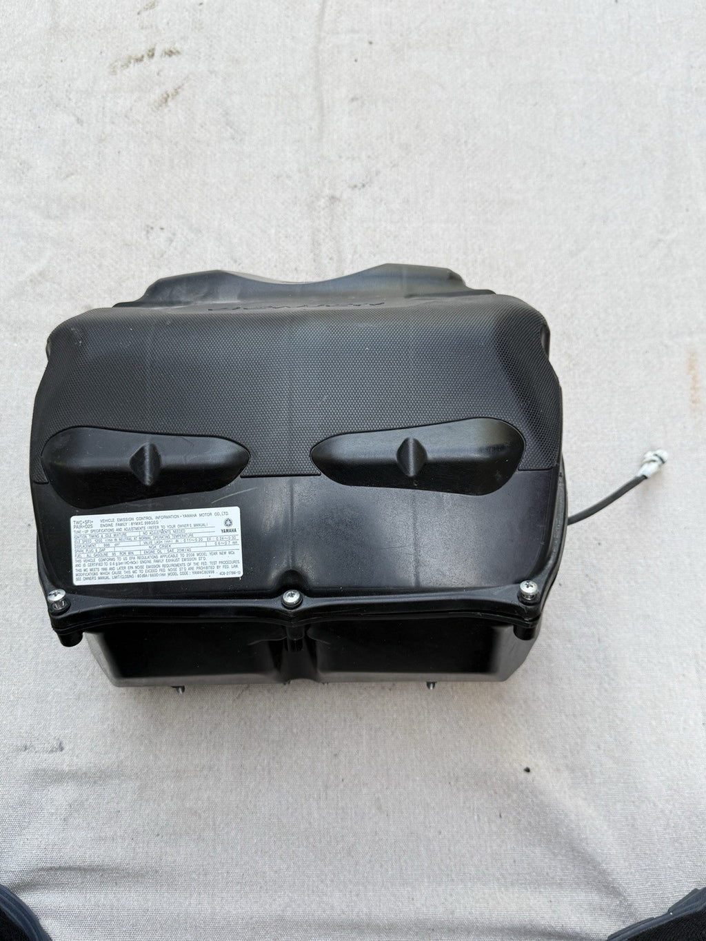 2007-2008 Yamaha YZF-R1 R1 OEM Airbox Air Filter Box 4C8-14411-00 4C8-14421-000