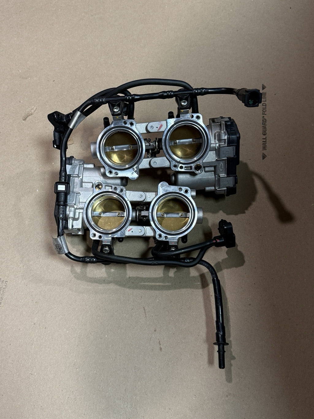 Aprilia RSV4 1100 Factory 21+ Front Rear Throttle Bodies Body Fuel Injectors