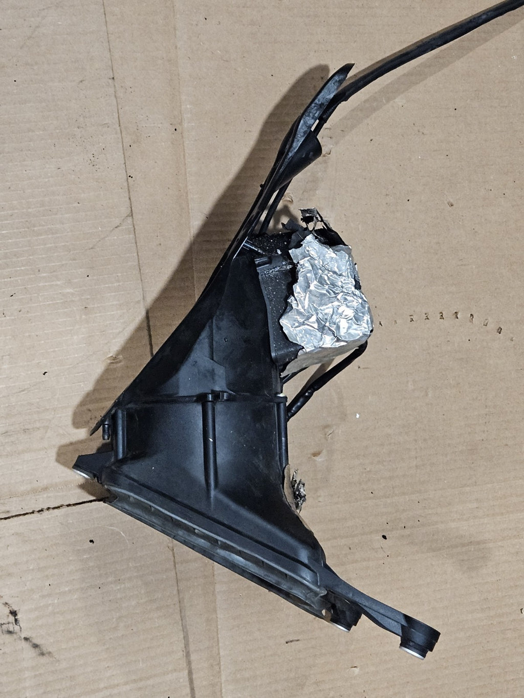 12-19 Ducati Panigale 899 959 1199 1299 OEM RADIATOR FAN TRIM ASSEMBLY OEM