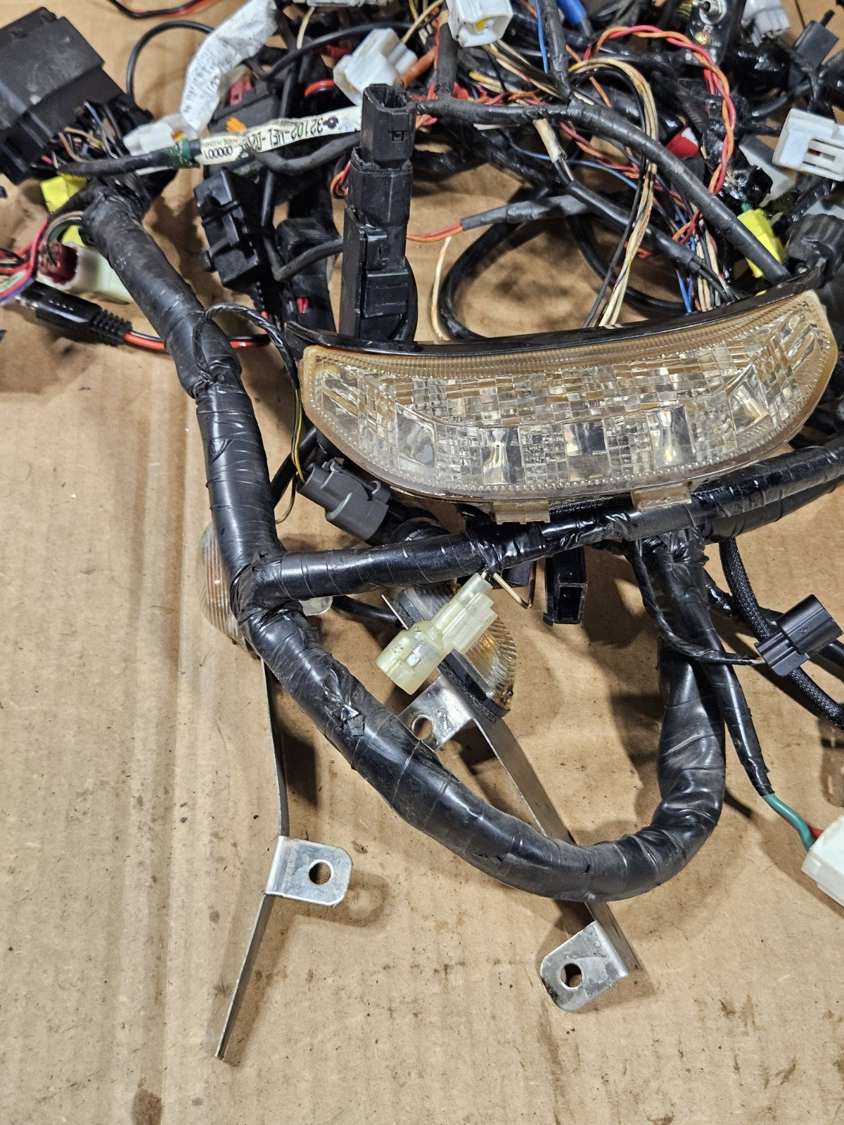 2006 Honda CBR1000RR Main Wiring Harness OEM 32100MELA20 Genuine Loom Motorcycle14