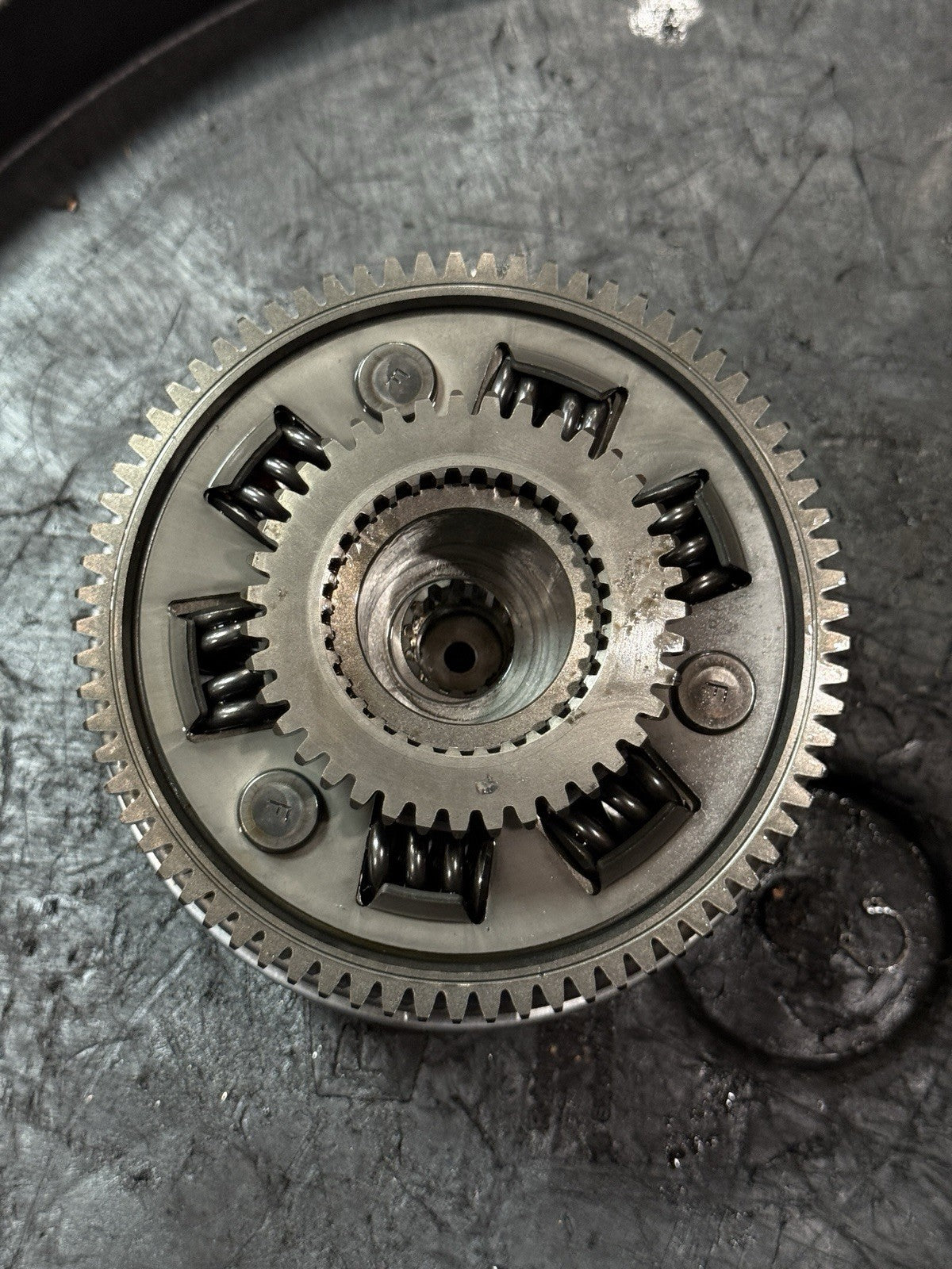 2015-2018 Aprilia RSV4 RR 1000 OEM Clutch Basket Hub Plates Discs Assembly8