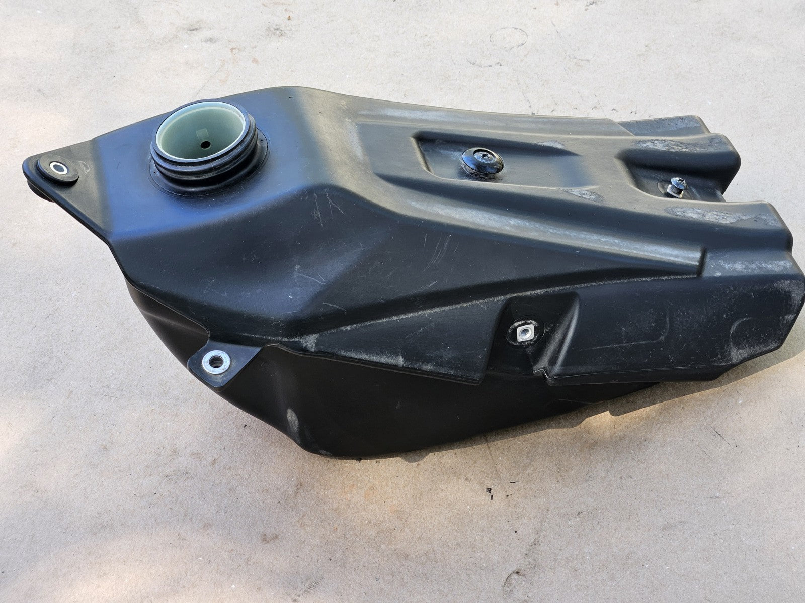 2017 Kawasaki KX450F OEM Fuel Gas Tank 51001-0829 Stock Dirt Bike Tank