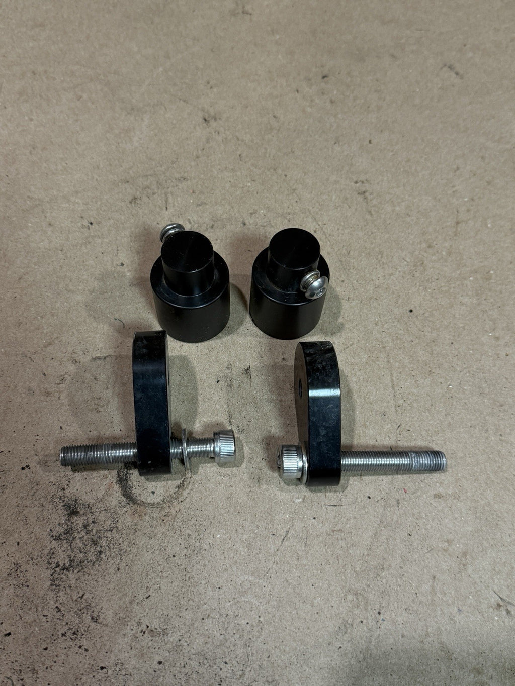 2008-2009 Yamaha YZF-R6 R6 Delrin Frame Sliders Crash Protectors Left Right Pair0