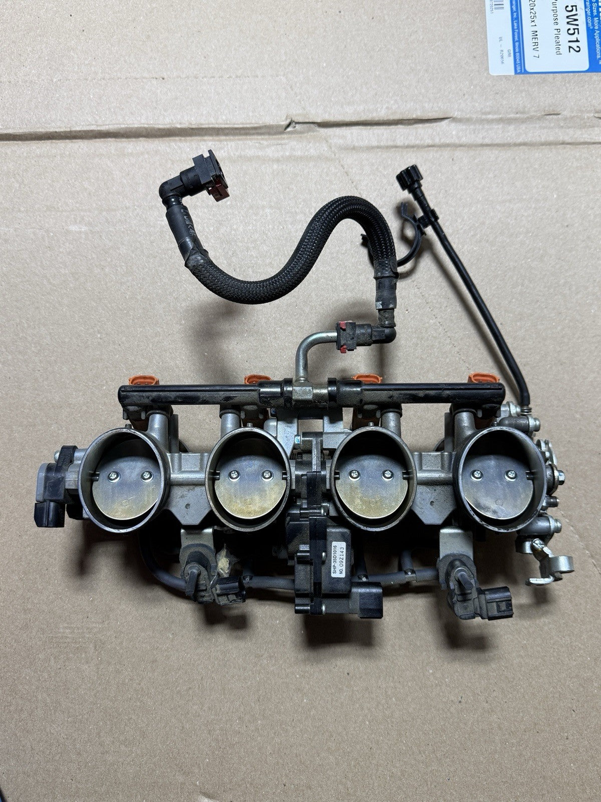 2013-2018 15 Kawasaki Ninja Zx6r Zx636 Abs Main Fuel Injectors / Throttle Bodies