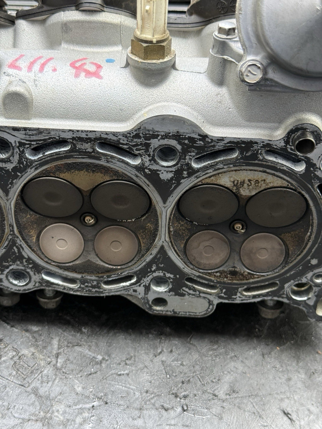 2011-2015 2014 KAWASAKI NINJA ZX10R ZX-10R ENGINE TOP END CYLINDER HEAD W/ CAMS18