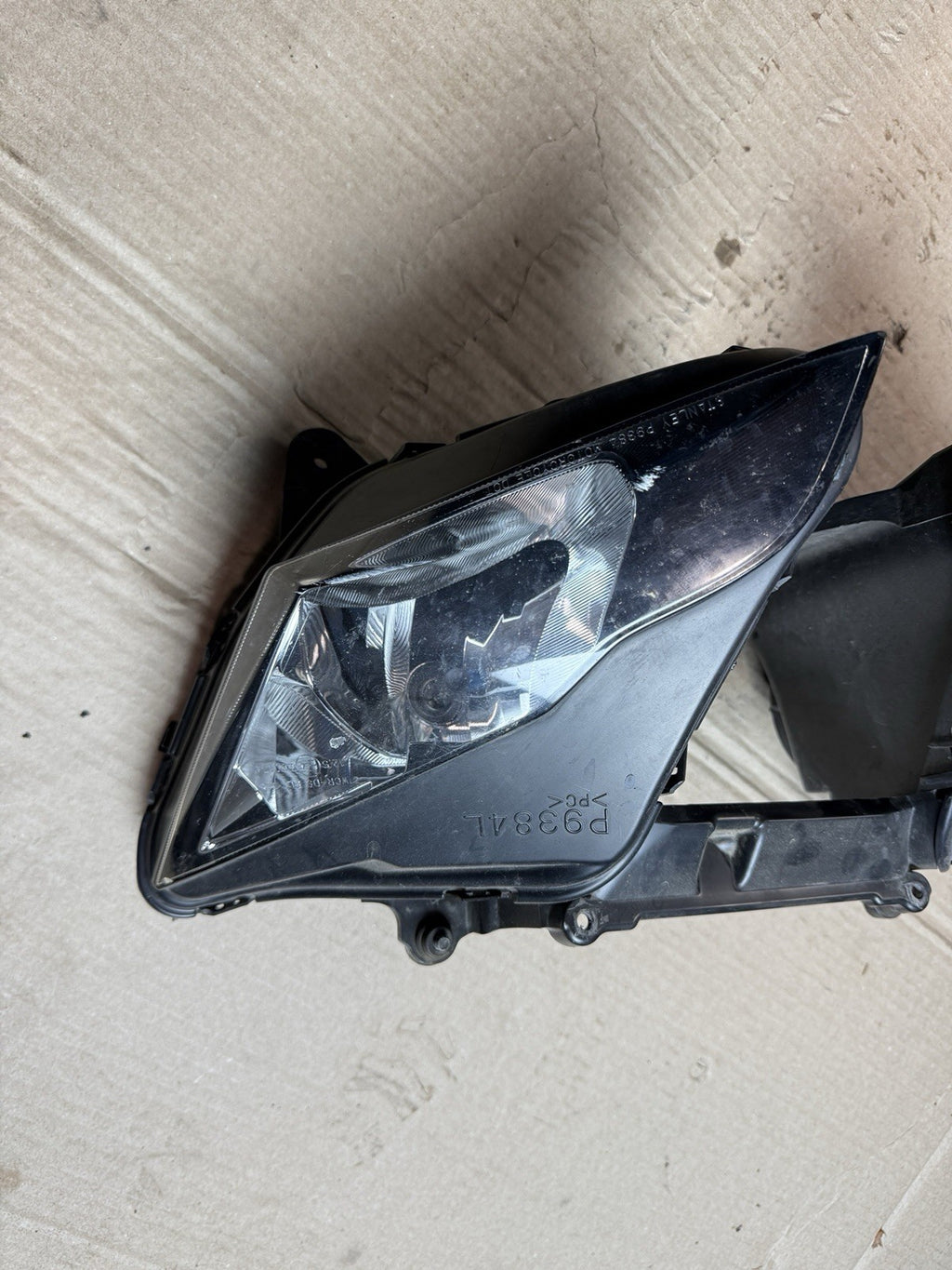 2011-2015 Kawasaki ZX10R ZX1000 OEM Headlight Front Lamp Housing 2014