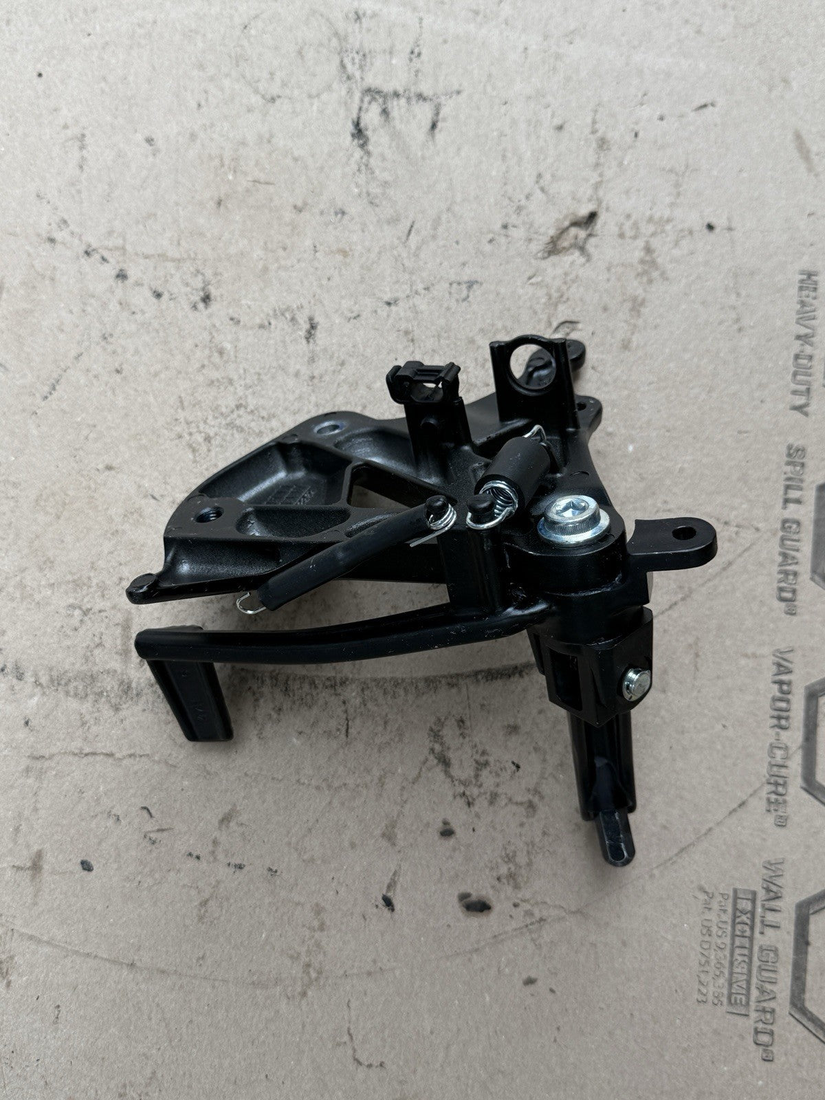 2017-2025 Suzuki GSXR1000 GSXR1000R OEM Rearsets Brake Shift Foot Pegs Pair4