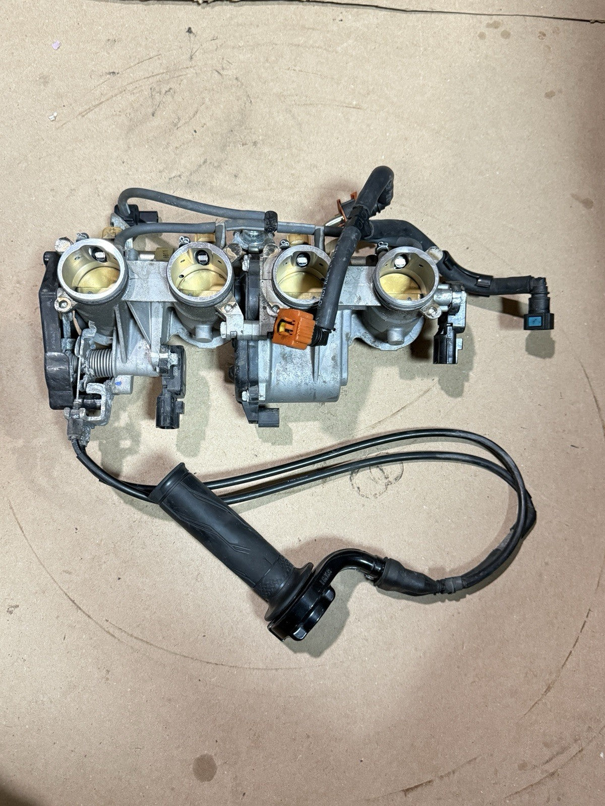 08-16 2009 Yamaha YZF R6 OEM Throttle Body Bodies Fuel Injectors Assembly Set