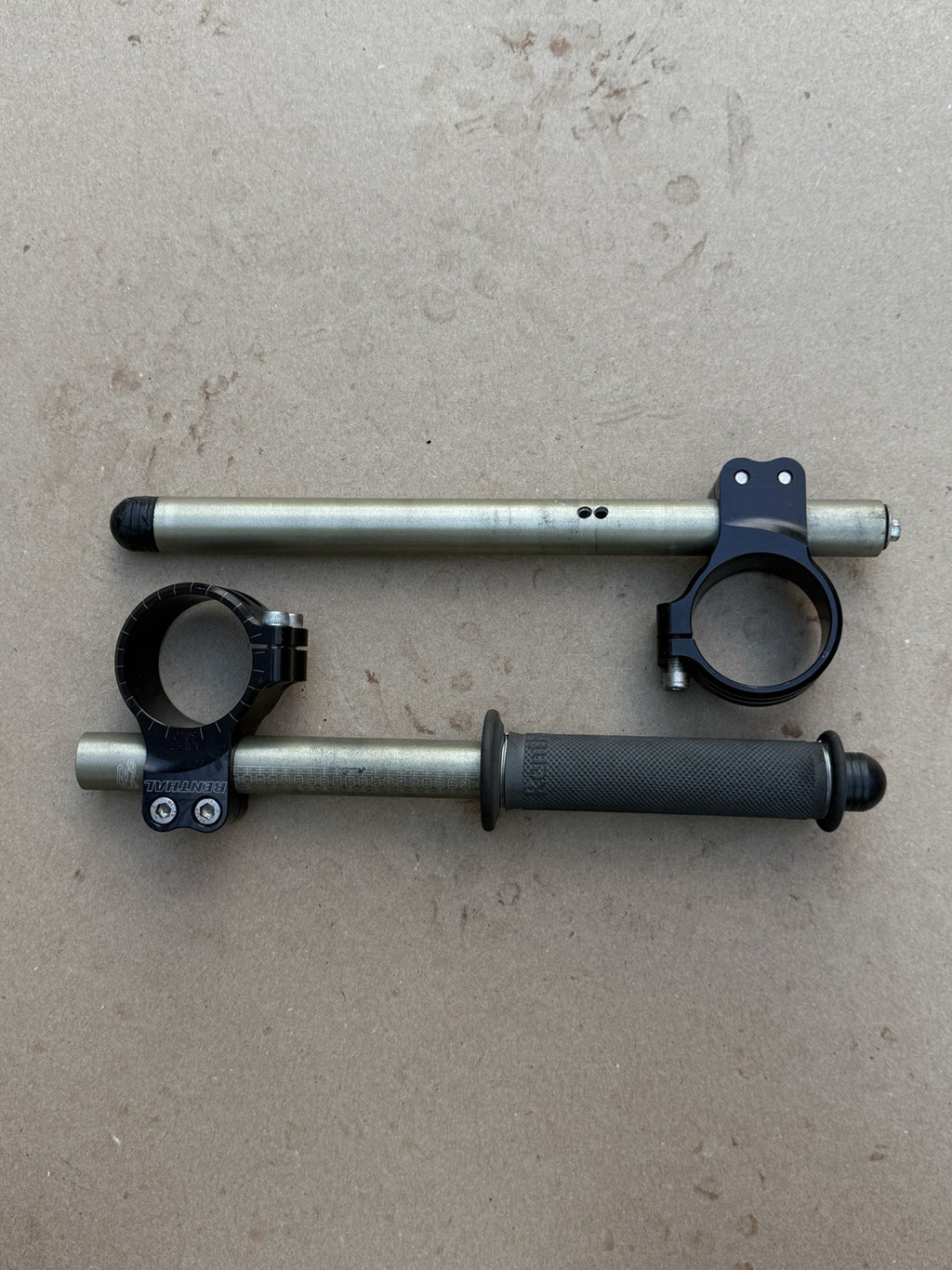 2012-2016 Suzuki GSXR1000 GSX-R1000 Renthal Clip On Handlebars Clipons Bars Pair0