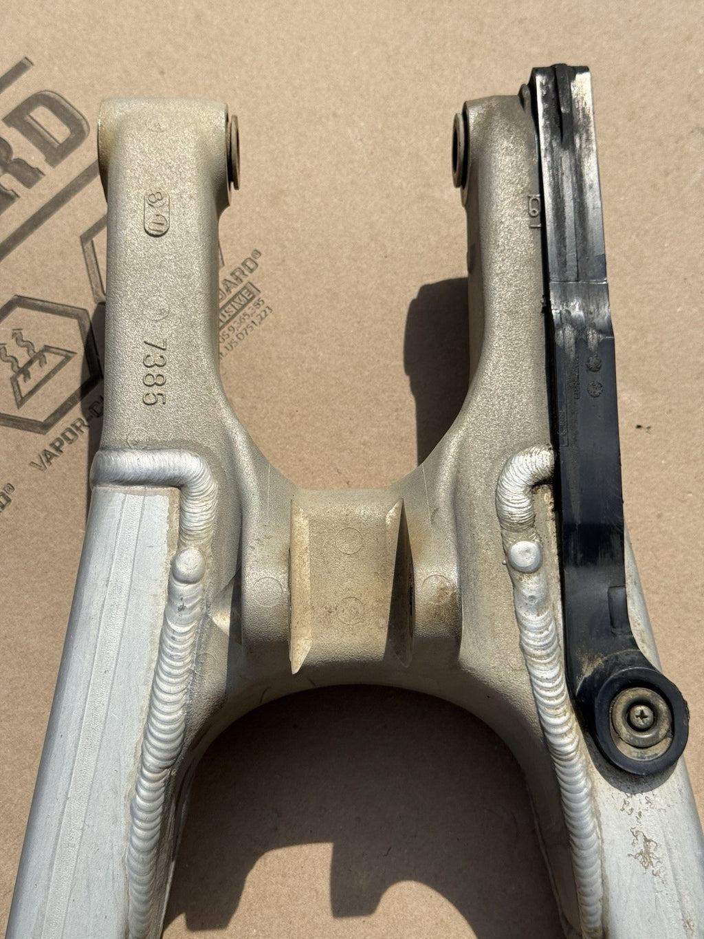 17-18 Kawasaki KX250F OEM Swingarm Rear Swing Arm Suspension 33001-0665