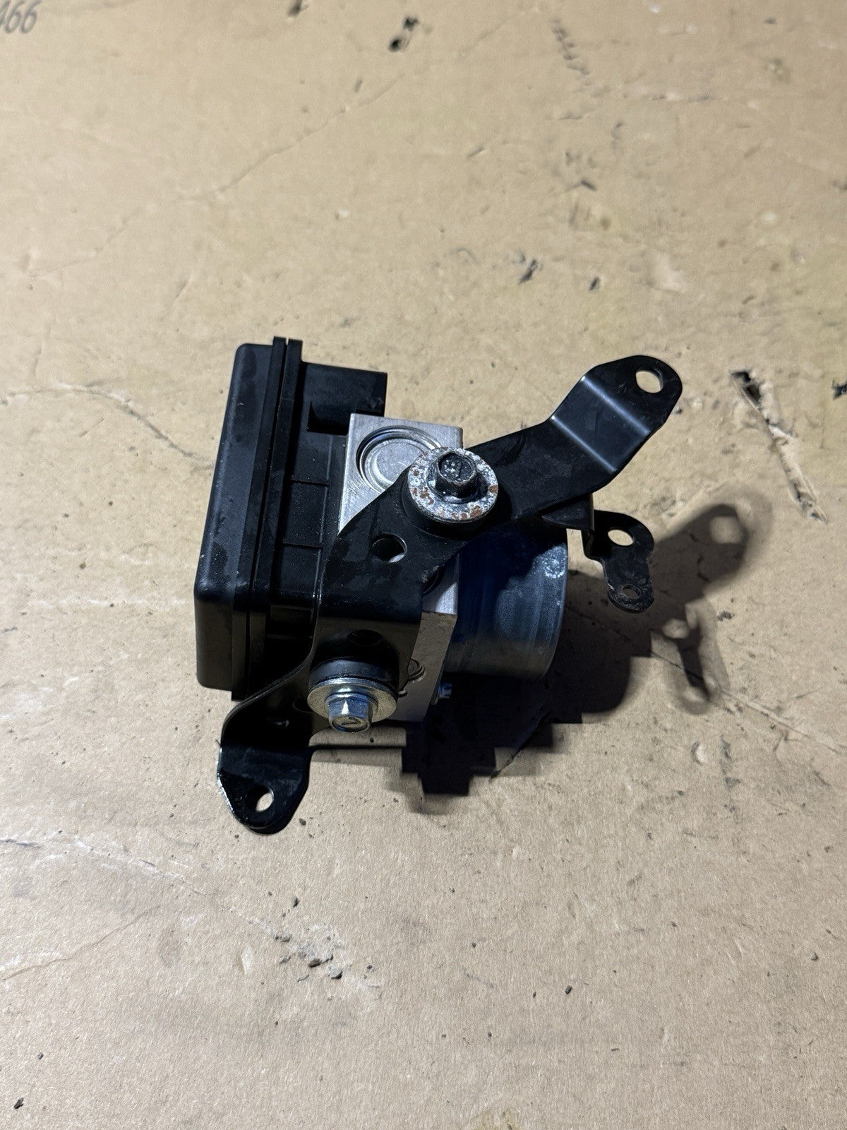 2017-2023 Kawasaki Ninja 650 EX650 OEM ABS Pump Unit Module 16082-07674