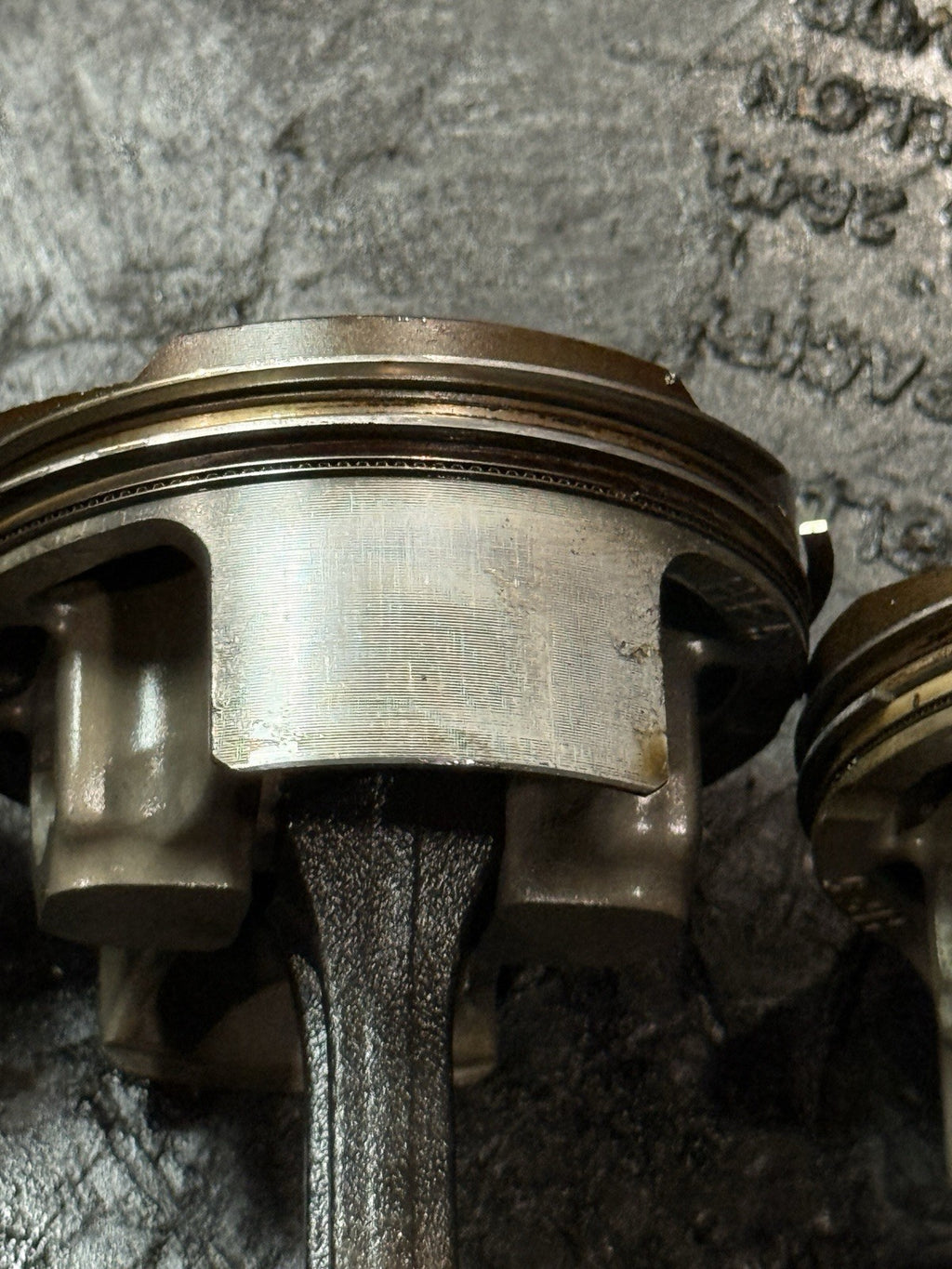 08-16 Honda CBR1000RR SC59 OEM Engine Pistons Connecting Rods Set 13101-MFL-01019