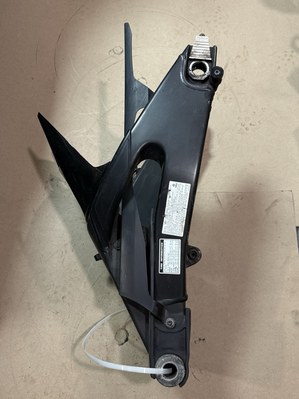 2008-2016 Yamaha YZF R6 OEM Rear Swingarm Swing Arm Suspension Assembly