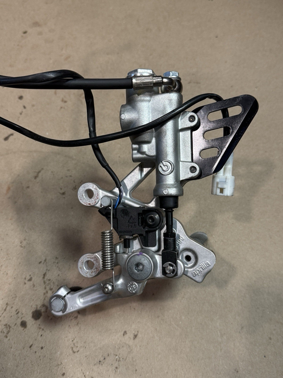 21-24 Aprilia RSV4 1100 OEM Rear Brembo Brake Master Cylinder Lever Genuine OEM