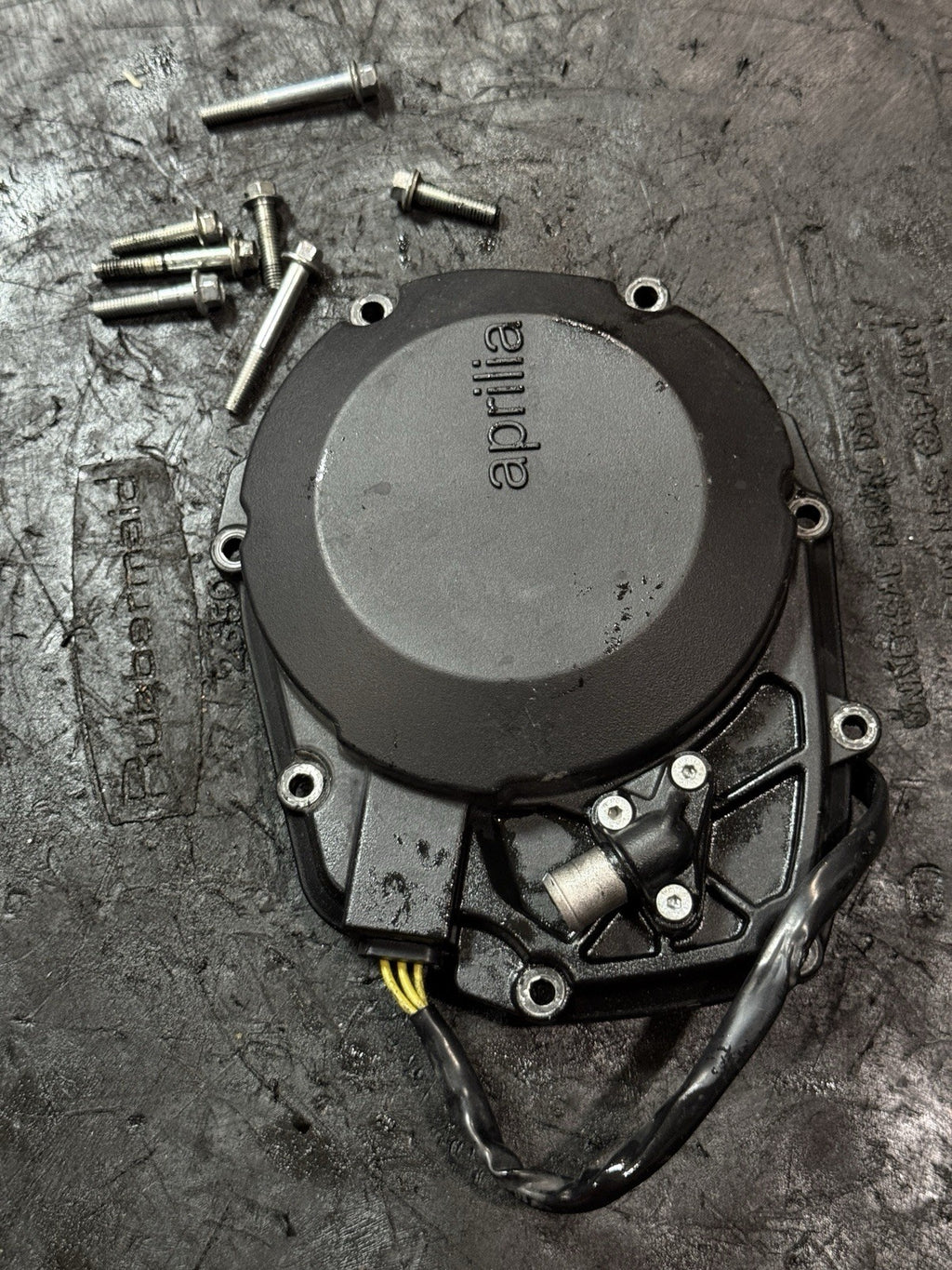 2015-2016 Aprilia RSV4 OEM Stator Generator Alternator Engine Cover Genuine10