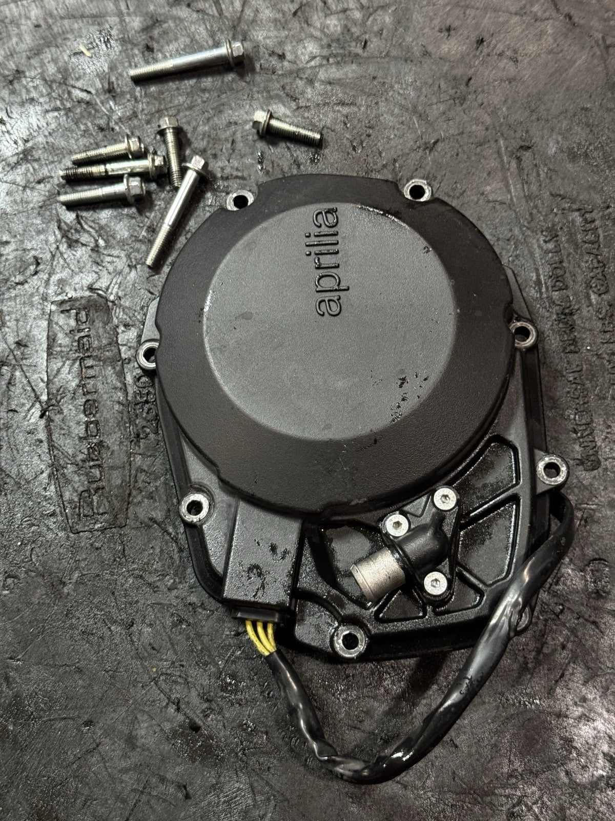 2015-2016 Aprilia RSV4 OEM Stator Generator Alternator Engine Cover Genuine10