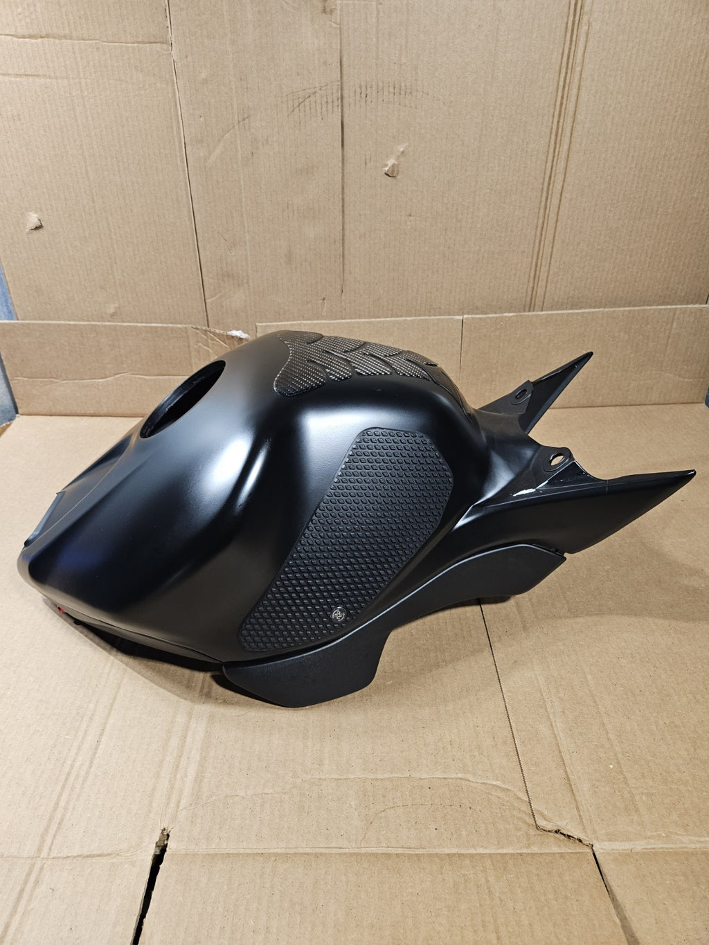 2006-2007 Honda Cbr1000rr Gas Tank Fuel Cell Cover Fairing Cowl Black1