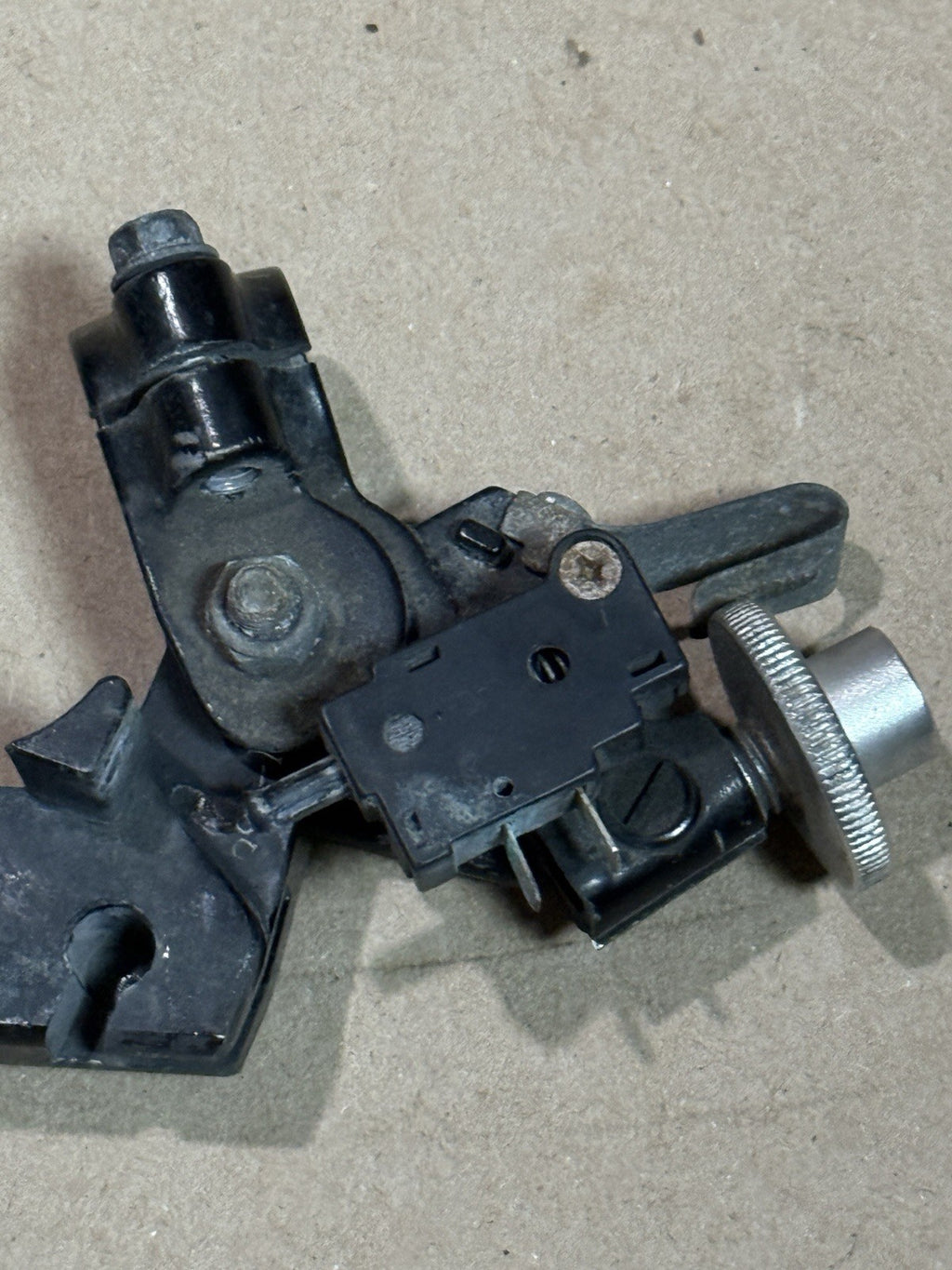 2008-2016 Yamaha YZF-R6 R6 OEM Clutch Perch Mount Lever 2C0-82910-01-00 Assembly5