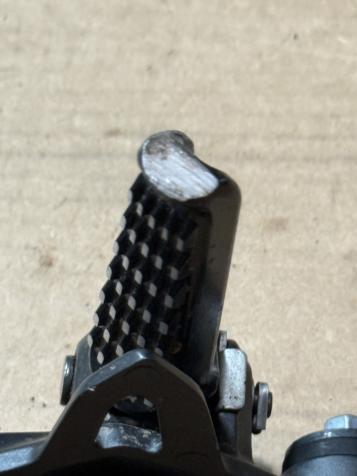19-23 Kawasaki Ninja ZX6R 636 OEM Rear Passenger Foot Pegs Footrests 34028-009412