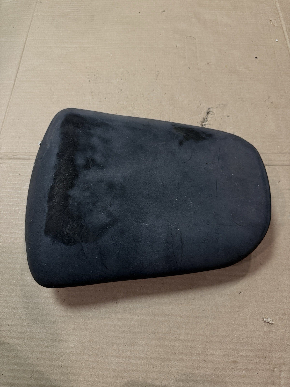 1998-2002 Kawasaki Ninja ZX6R ZX600G ZX600J OEM Rear Passenger Seat 53001-18666