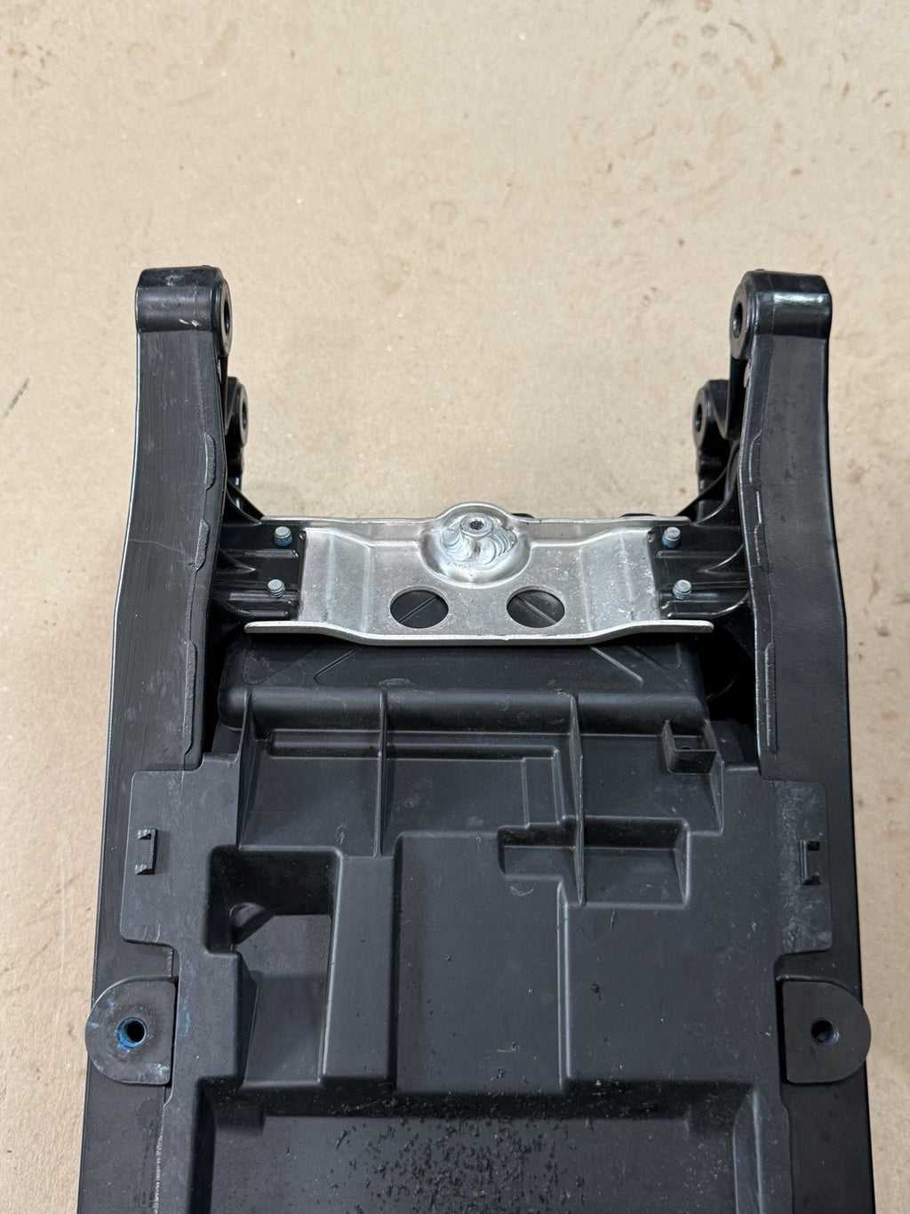 2009-2016 Suzuki GSXR1000 OEM Rear Subframe Tail Undertail