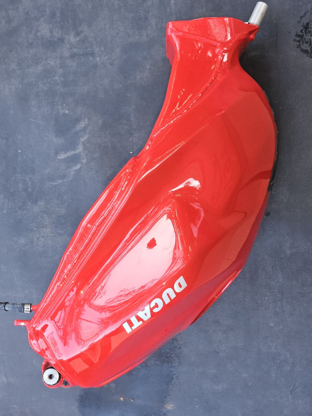 12-19 Ducati Panigale S R 1199 1299 OEM GAS FUEL TANK PETROL RED CLEAN