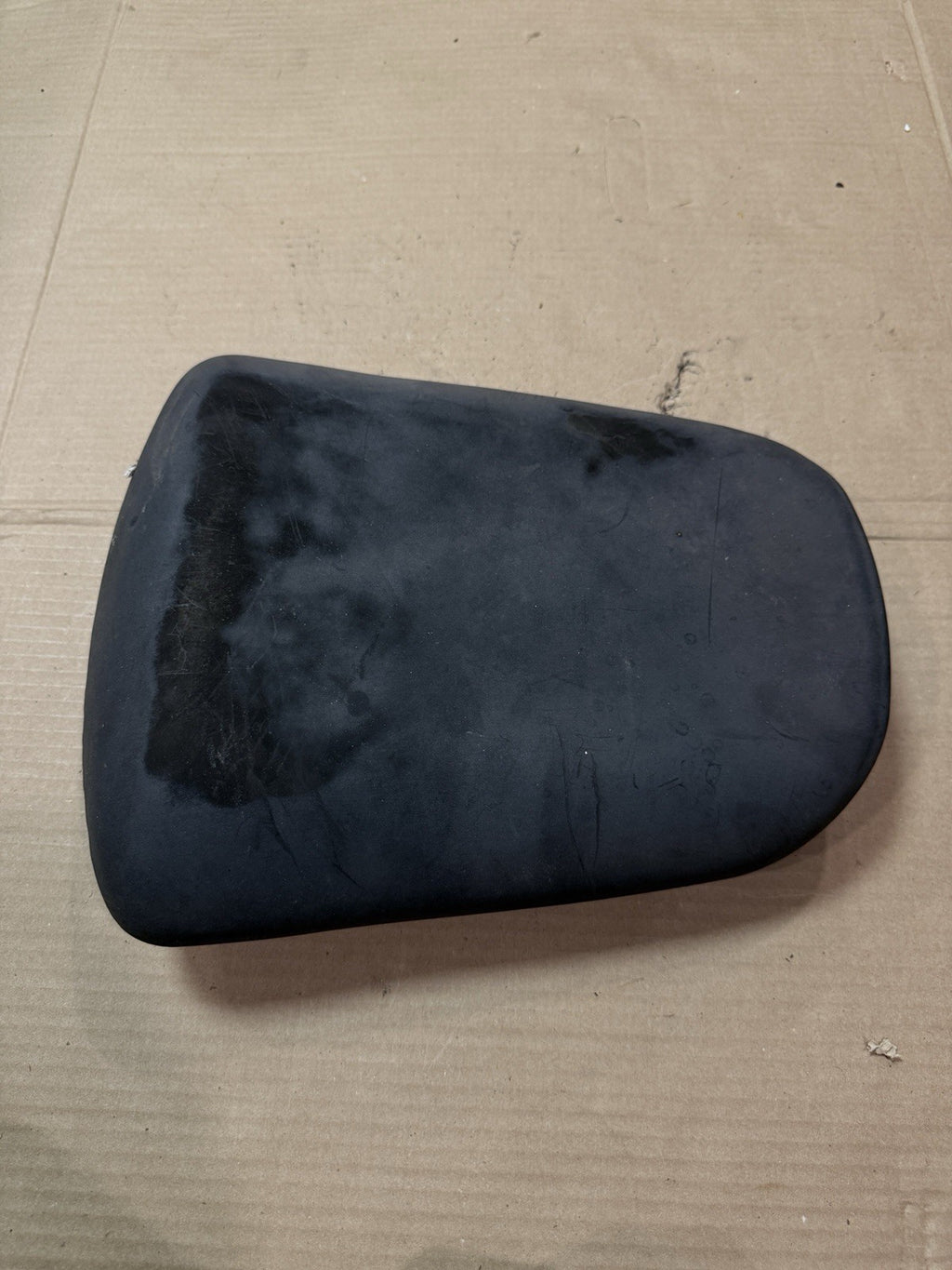 1998-2002 Kawasaki Ninja ZX6R ZX600G ZX600J OEM Rear Passenger Seat 53001-18660