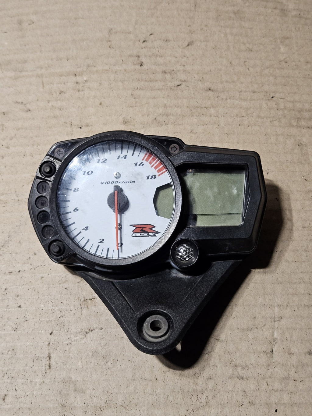 2006-2007 Suzuki GSXR600 GSX-R600 K6 K7 OEM Speedometer Gauge Cluster Tachometer0