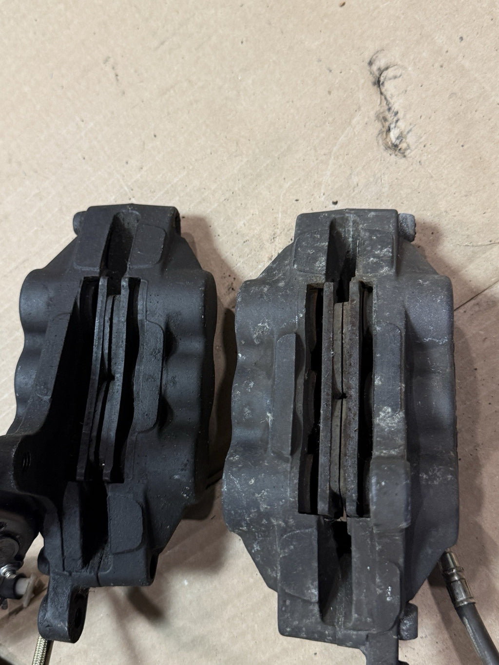 98-99 KAWASAKI NINJA ZX6R RIGHT LEFT FRONT BRAKE CALIPER SET PAIR CALIPERS Lever17