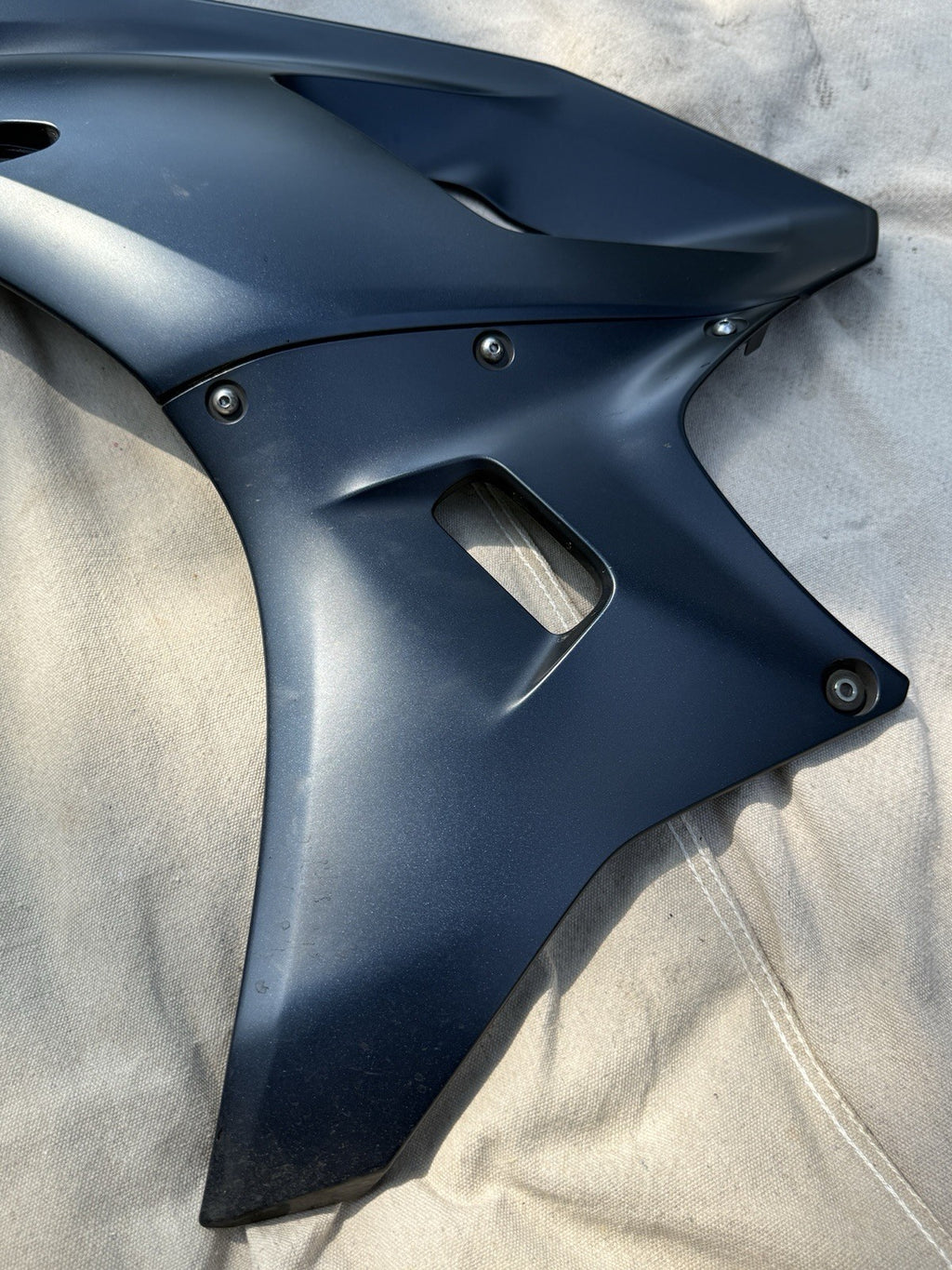 2022-2024 Yamaha YZF-R7 R7 OEM Fairing Kit Bodywork Plastics Body Panels Cowling13