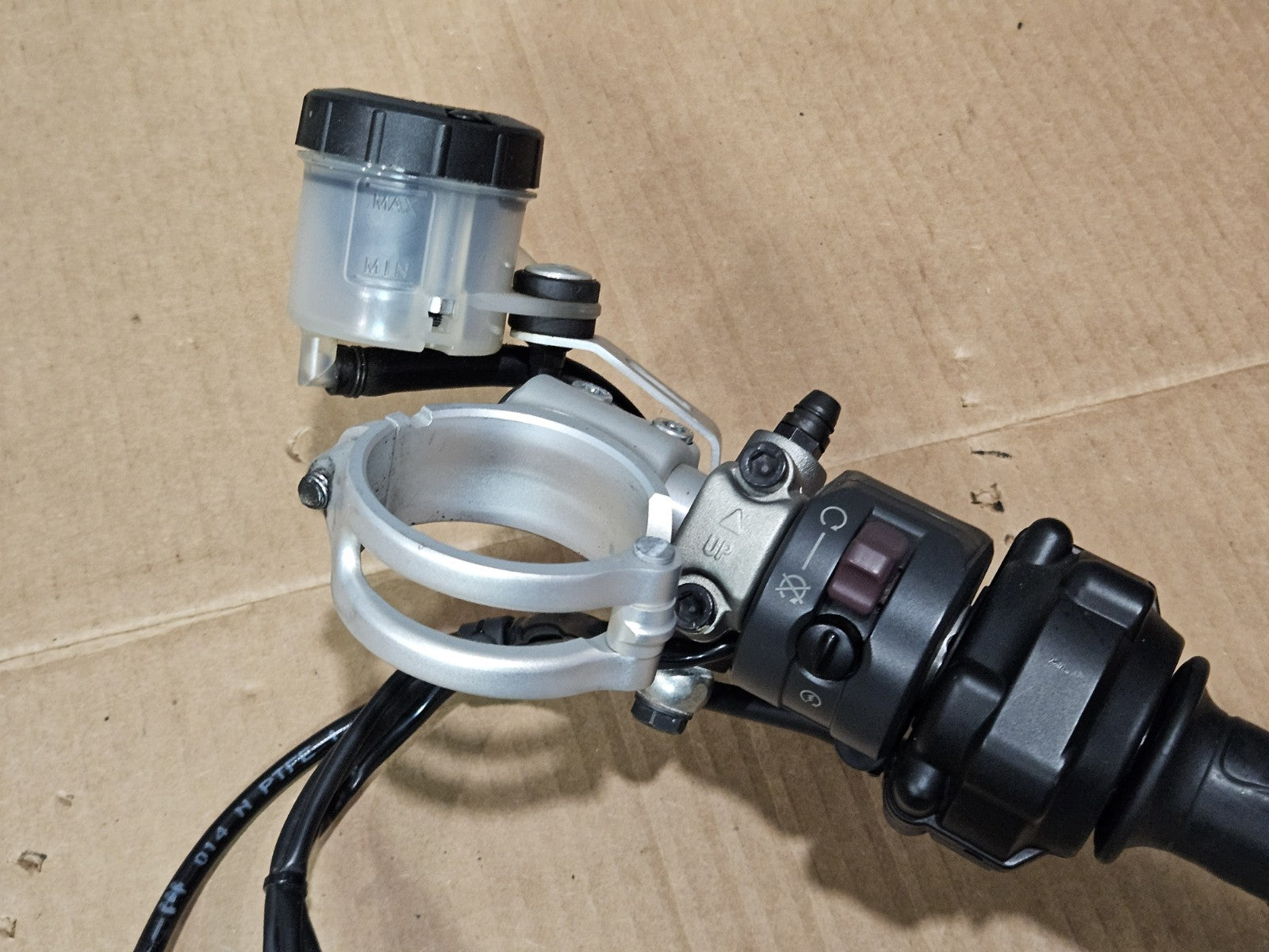 15-19 2015 Ducati 1299 OEM Left Handlebar Controls Clutch Switch Throttle Bar